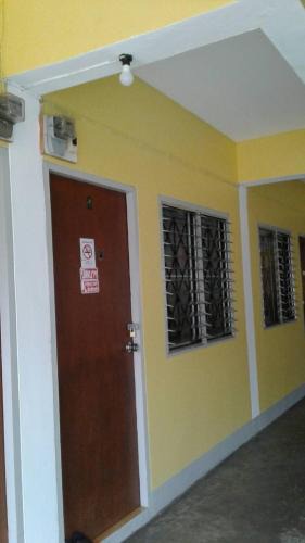 Wat Ket Apartment | บ้านพักทองสุข