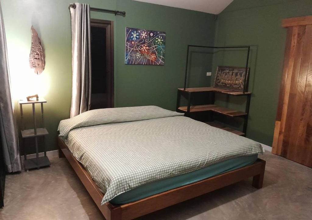Trat House | บ้านลูกจัน Bann Lookjan Trat