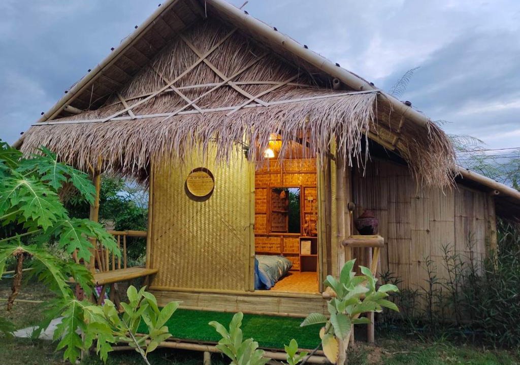 Chom Thong House | บ้านสวนกางโต้ง Ban Suan Kang Tong