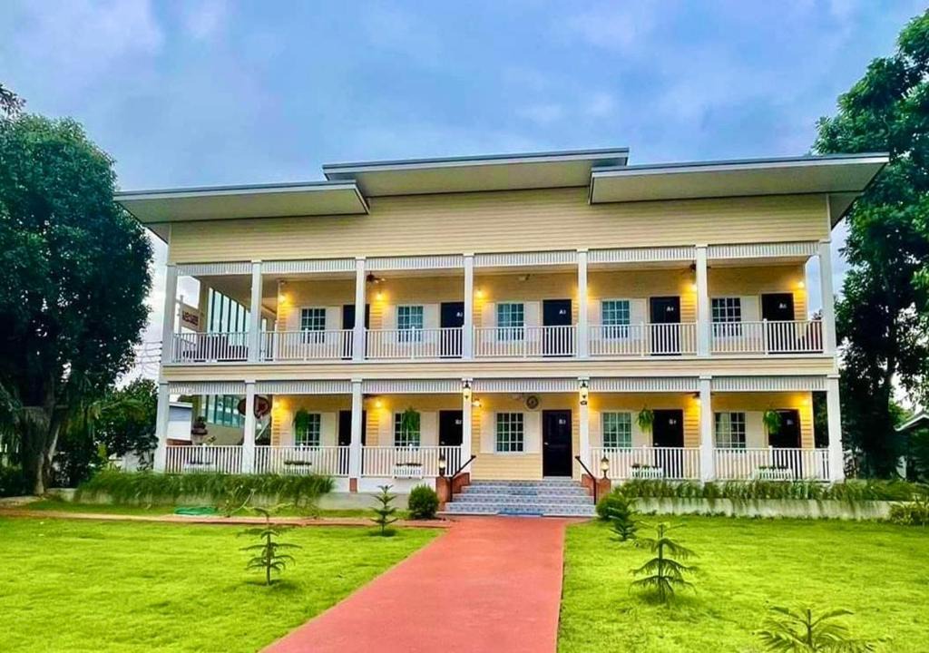 Sakon Nakhon Hotel | ลิลล์ลดา บูติค โฮเต็ล