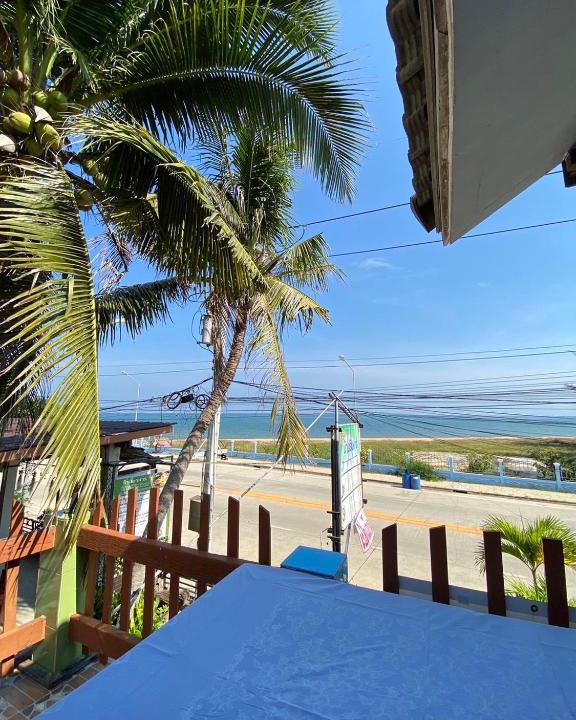 Pak Nam Pran Bed & Breakfast | ห้องพักบ้านริมหาด ปากน้ำปราณ