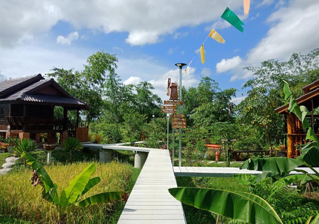 Chian Yai Other | เรือนไทยใจสุขเอ๋ย