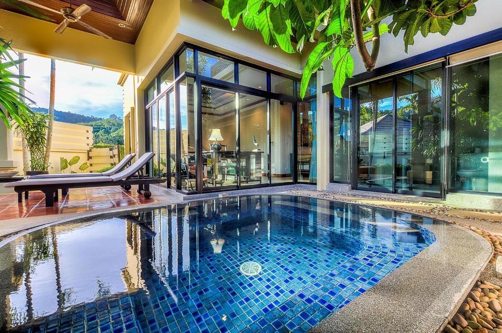 Rawai Villa | 1- bedroom Luxury Bali style Villa in Naiharn