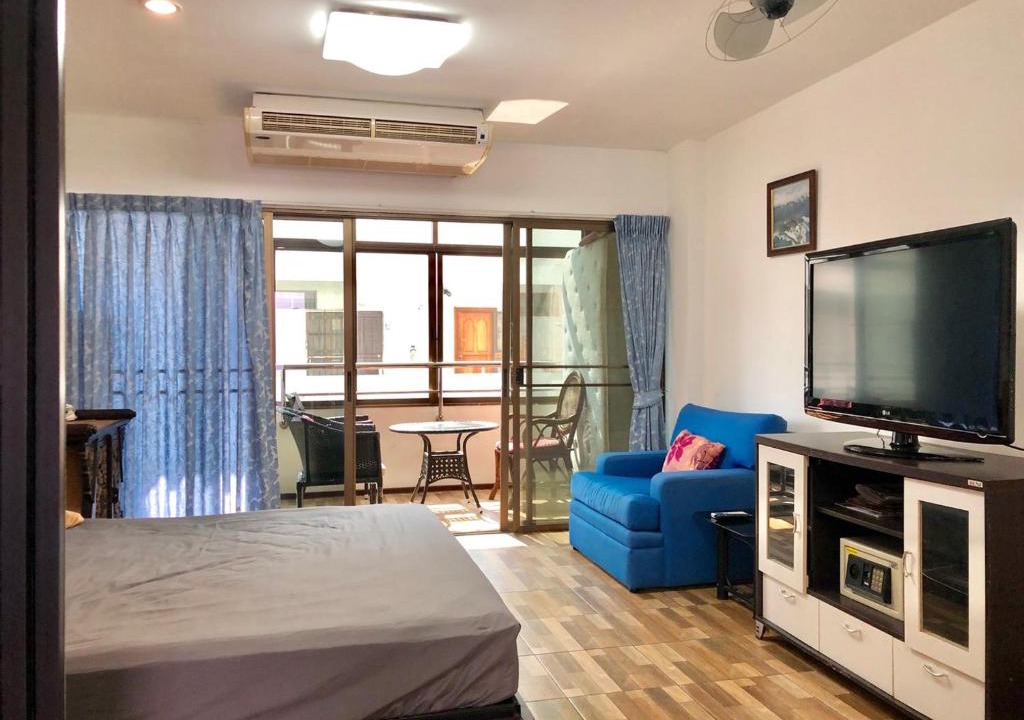 Pratumnak Hill House | 1 Bedroom View Swimming Pool 316 Jhr