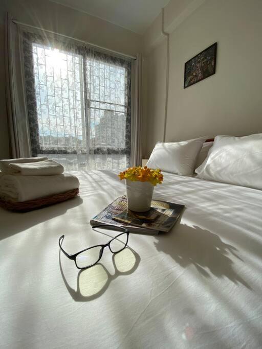 Bang Na Apartment | 1 min walk to BTS, 3 Bed 3 Bath, Entire House