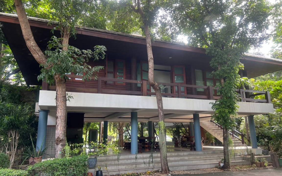 Kanchanaburi Hotel | 100 m² Hotel ∙ 2 bedrooms ∙ 5 guests