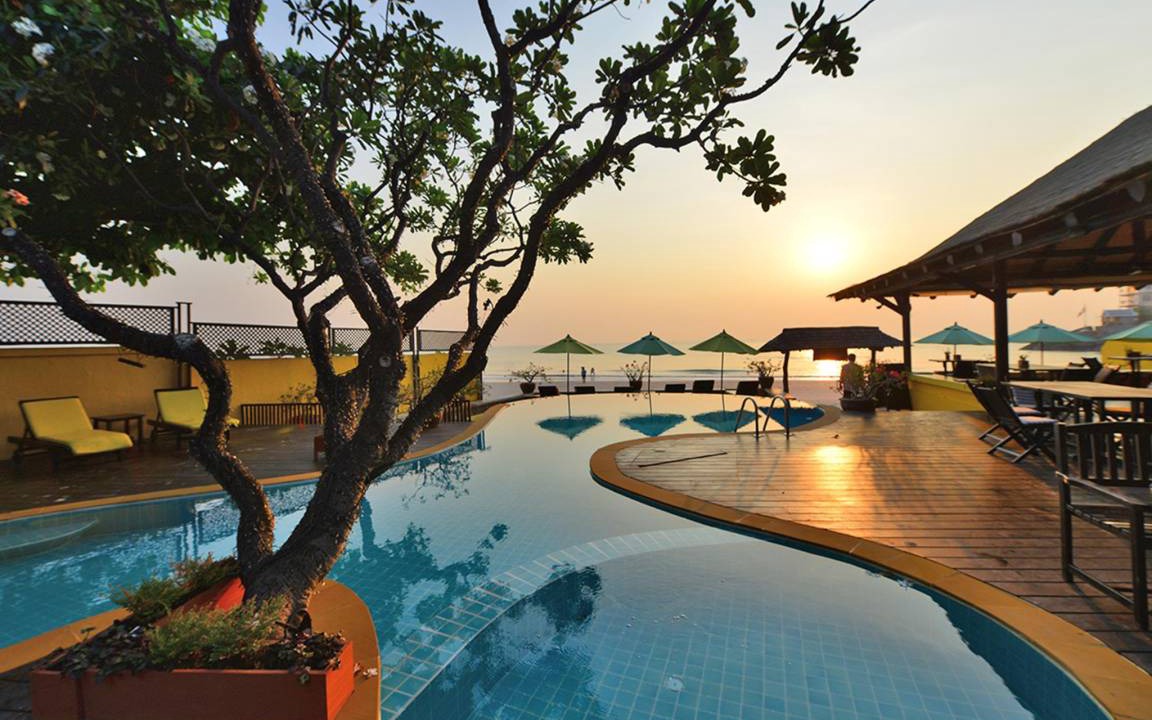 Khao Takiab Resort | 129 m² Resort ∙ 2 bedrooms ∙ 127 guests