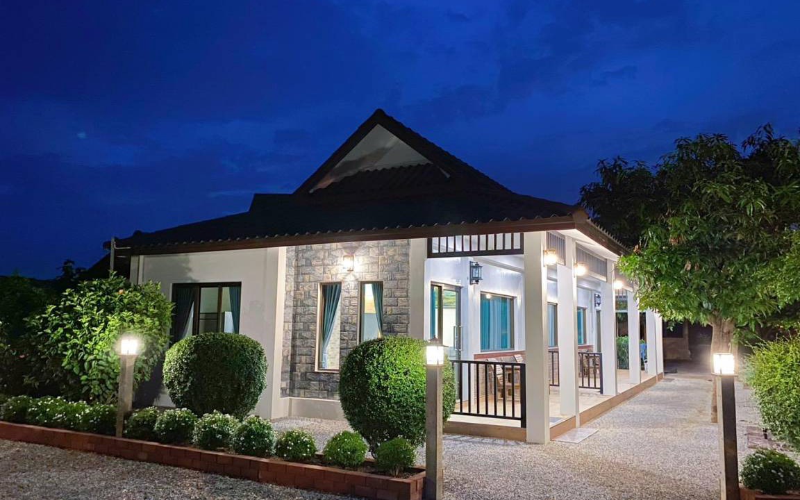 San Kamphaeng Villa | 150 m² Villa ∙ 2 bedrooms ∙ 6 guests