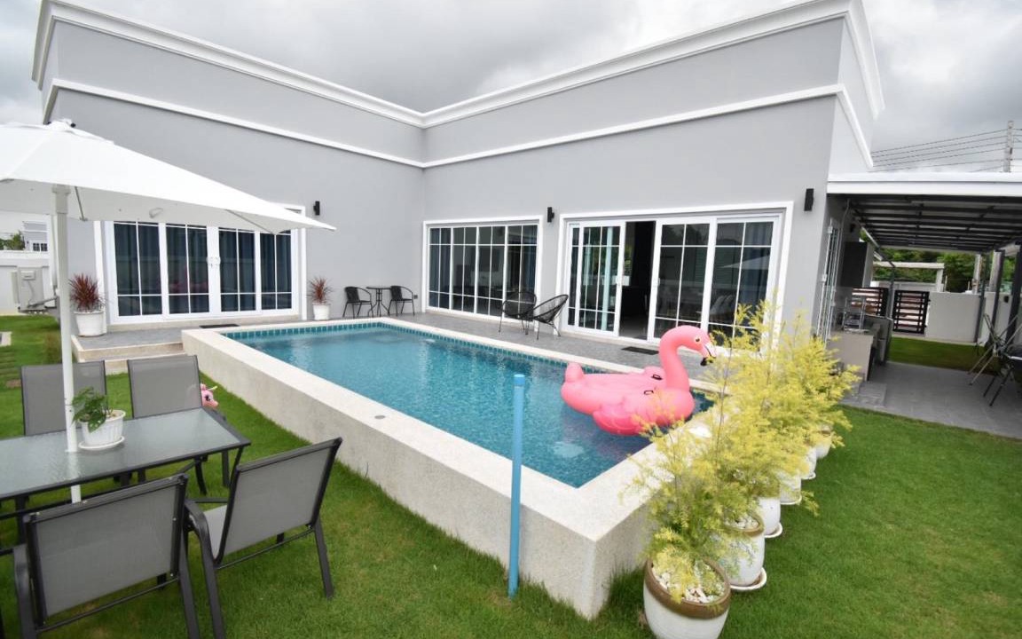 Cha-am Villa | 180 m² Villa ∙ 3 bedrooms ∙ 10 guests
