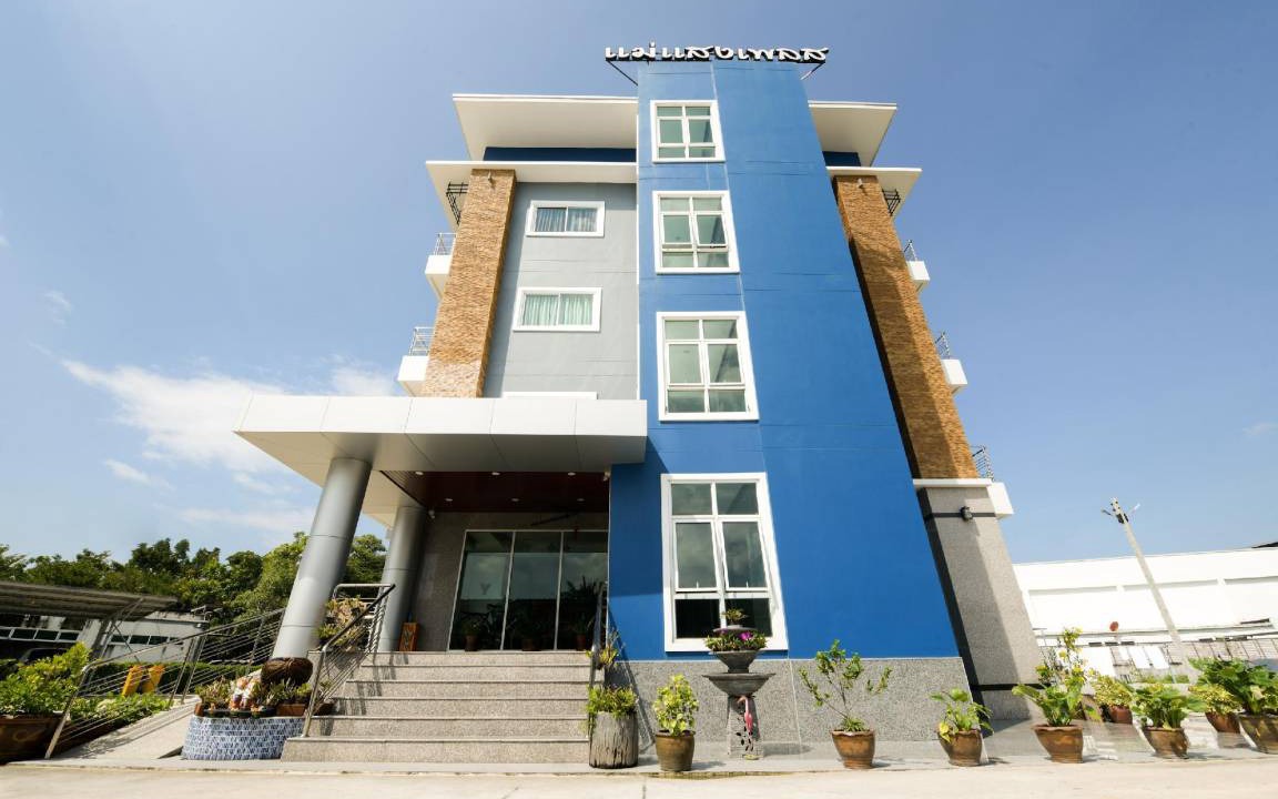 Si Racha Hotel | 23 m² Hotel ∙ 127 guests