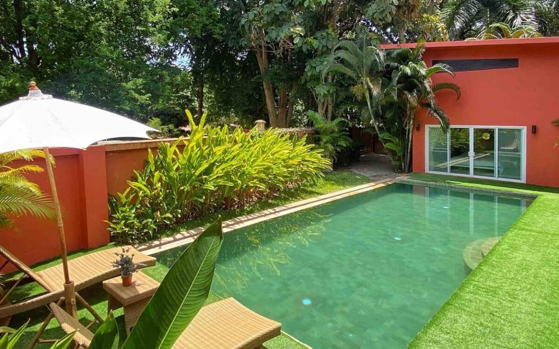 Ban Pong Villa | 230 m² Villa ∙ 3 bedrooms ∙ 6 guests