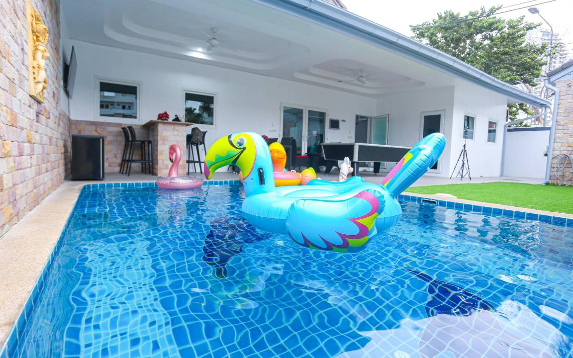 Jomtien Villa | 240 m² Villa ∙ 4 bedrooms ∙ 9 guests