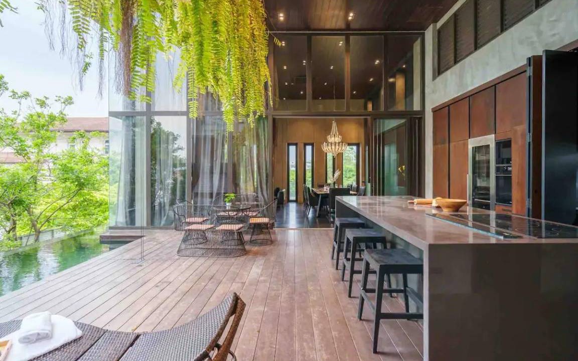 Sukhumvit Villa | 2499 m² Villa ∙ 5 bedrooms ∙ 16 guests