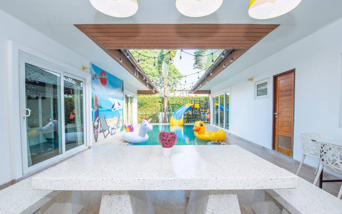 Bang Lamung Villa | 250 m² Villa ∙ 4 bedrooms ∙ 13 guests