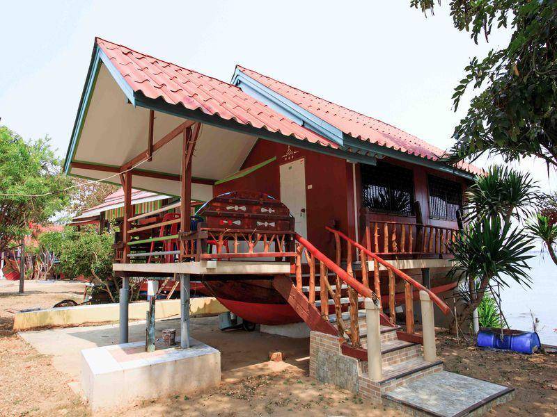 Ko Sichang Resort | 35 m² Resort ∙ 2 bedrooms ∙ 8 guests