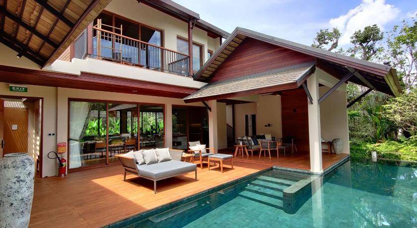 Wat Ket Resort | 383 m² Resort ∙ 3 bedrooms ∙ 9 guests