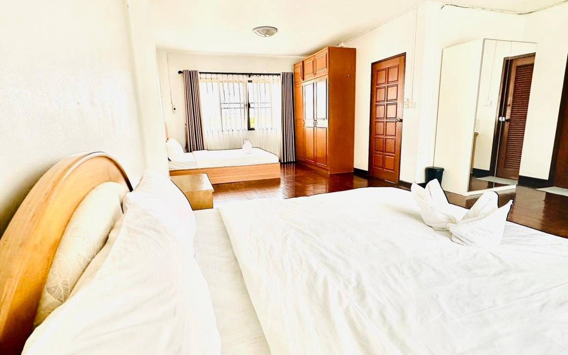 Phra Khanong Hotel | 45 m² Hotel ∙ 10 guests