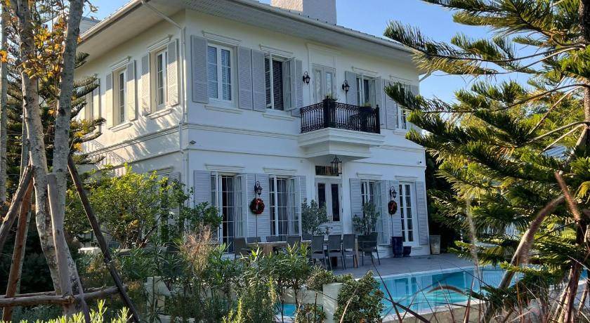 Chaiyasathan Resort | 450 m² Resort ∙ 4 bedrooms ∙ 10 guests