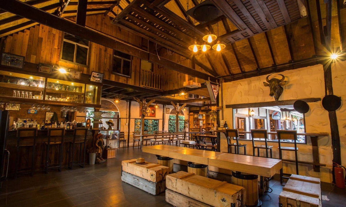 Hin Lek Fai Hotel | 60s Town