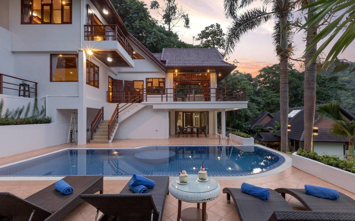 Patong Villa | 650 m² Villa ∙ 6 bedrooms ∙ 14 guests
