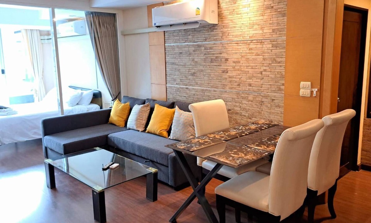 Khlong Toei Nuea Apartment | 6D-Short-term rental allowed-3BRs Downtown Bangkok