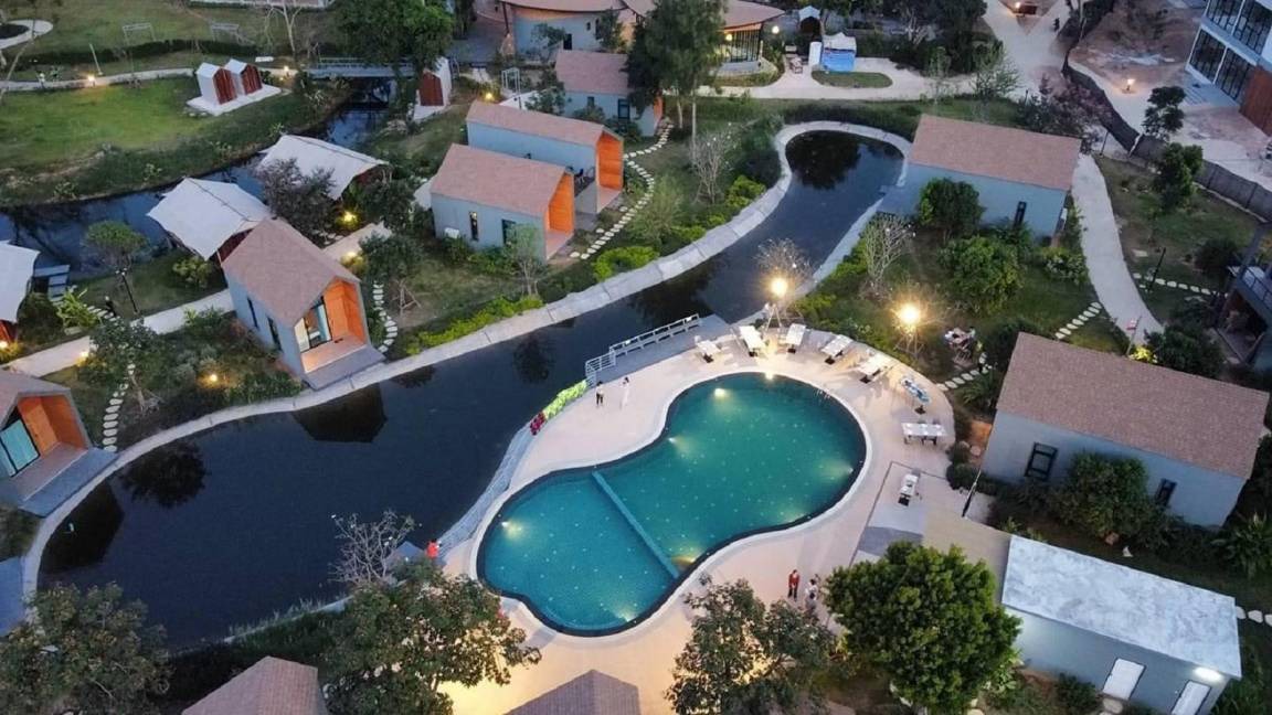 Song Phi Nong Resort | 70 m² Resort ∙ 2 bedrooms ∙ 5 guests