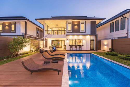 Wat Ket Villa | 702 m² Villa ∙ 4 bedrooms ∙ 8 guests