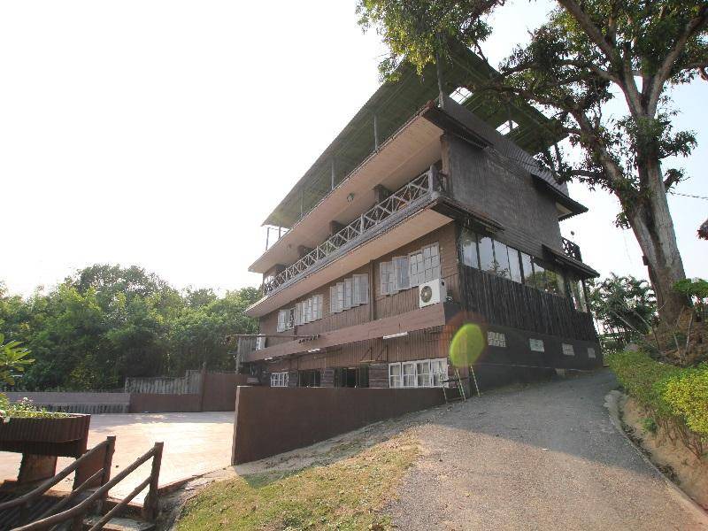 Kanchanaburi Resort | 80 m² Resort ∙ 7 guests