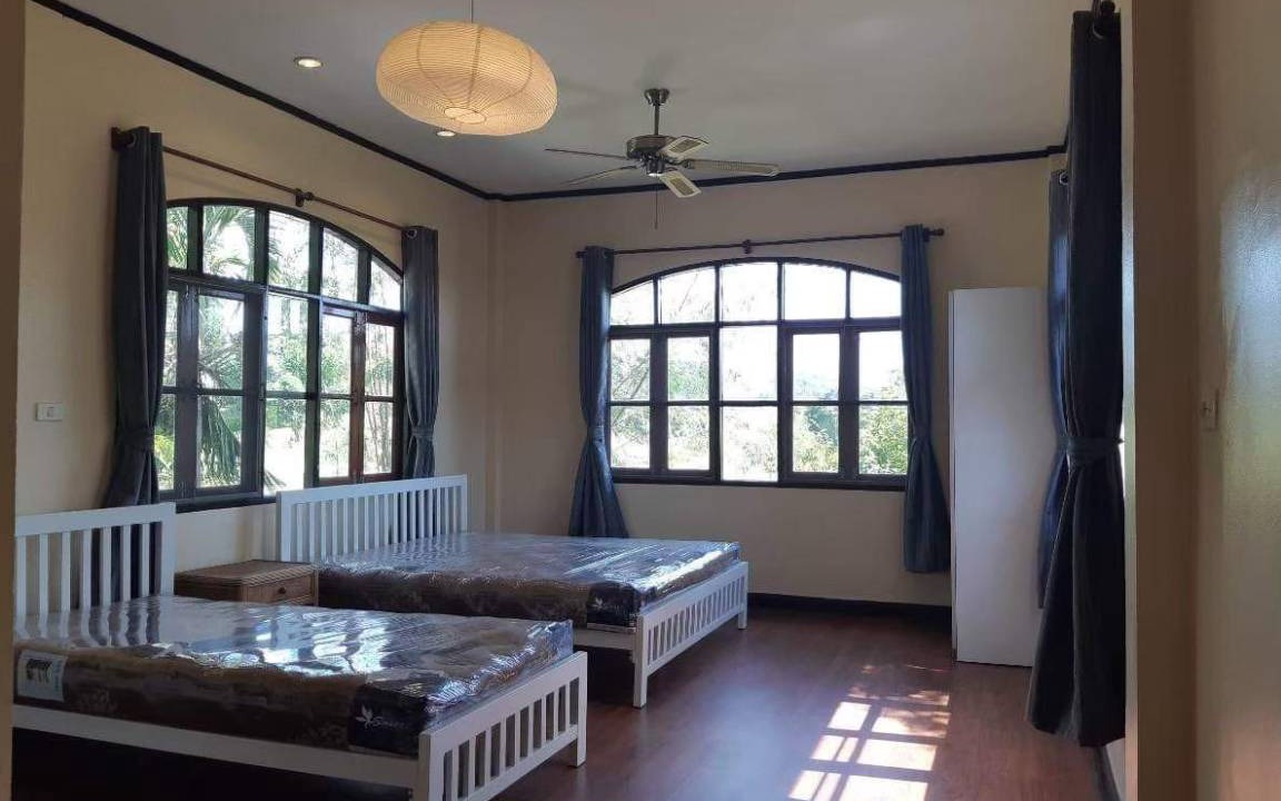Pak Chong House | 800 m² House ∙ 3 bedrooms ∙ 8 guests