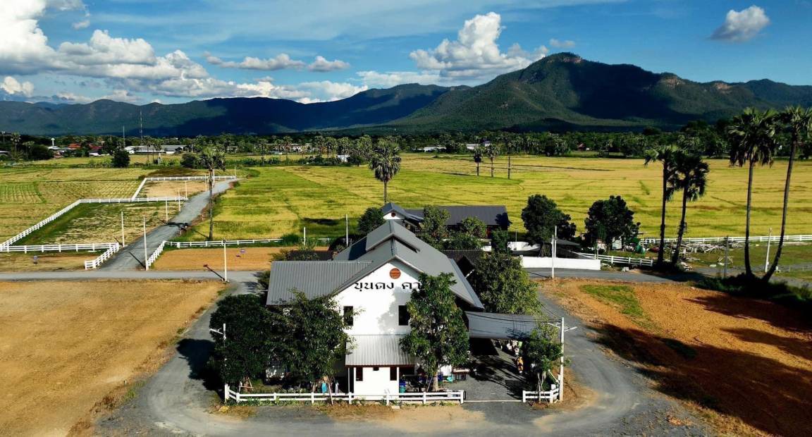 San Kamphaeng Villa | 800 m² Villa ∙ 3 bedrooms ∙ 12 guests