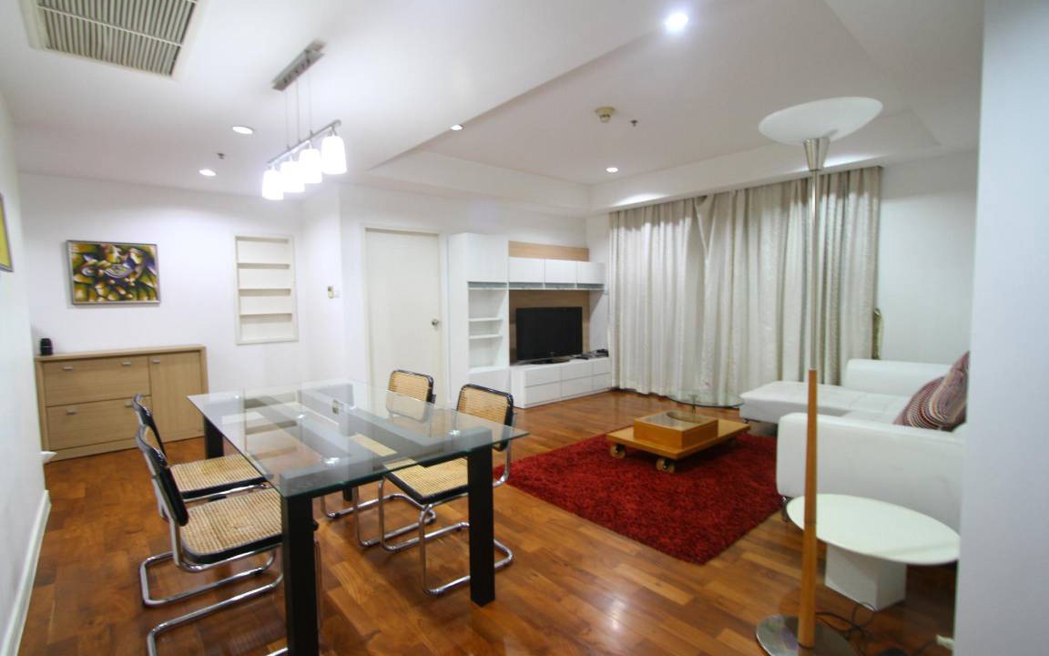 Khlong Tan Apartment | 90 m² Apartment ∙ 2 bedrooms ∙ 4 guests