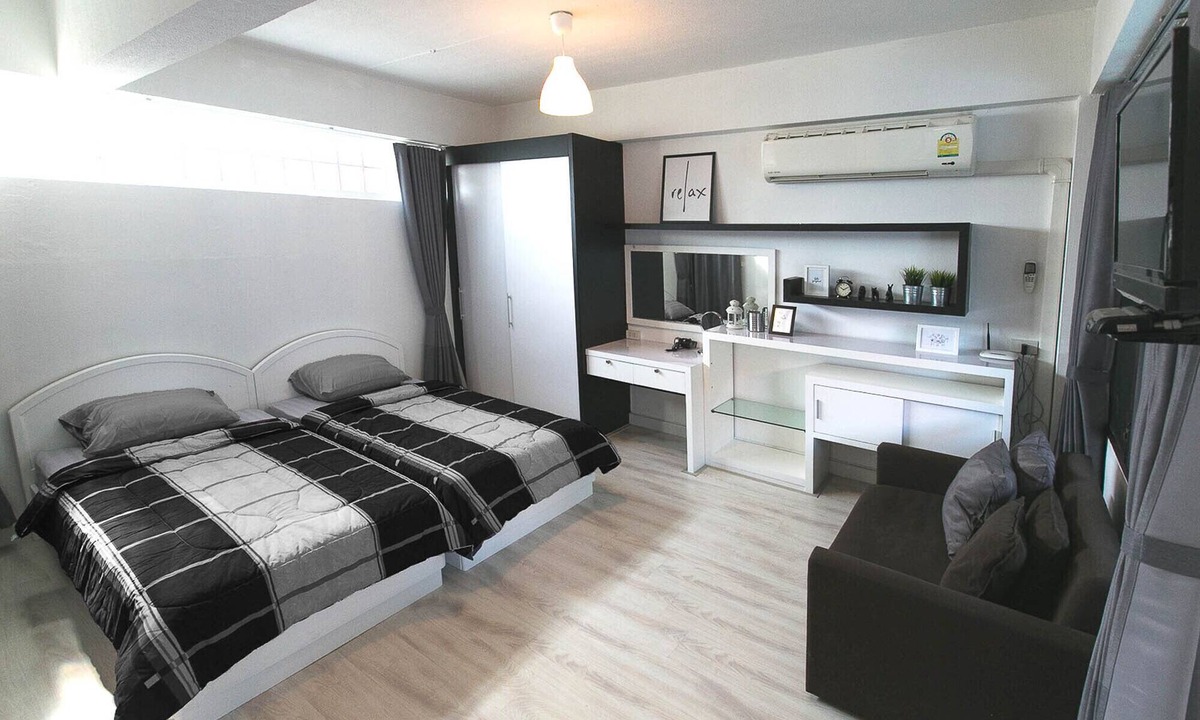 Samsen Nai Apartment | A Studio, 2 Beds, Free Wifi, 3 min to BTS Sanampao