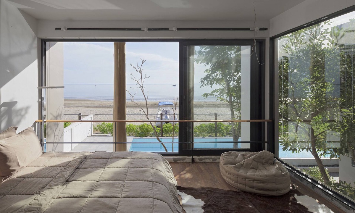 Sam Roi Yot Villa | Absolute Beach Front Pool Villa No 4