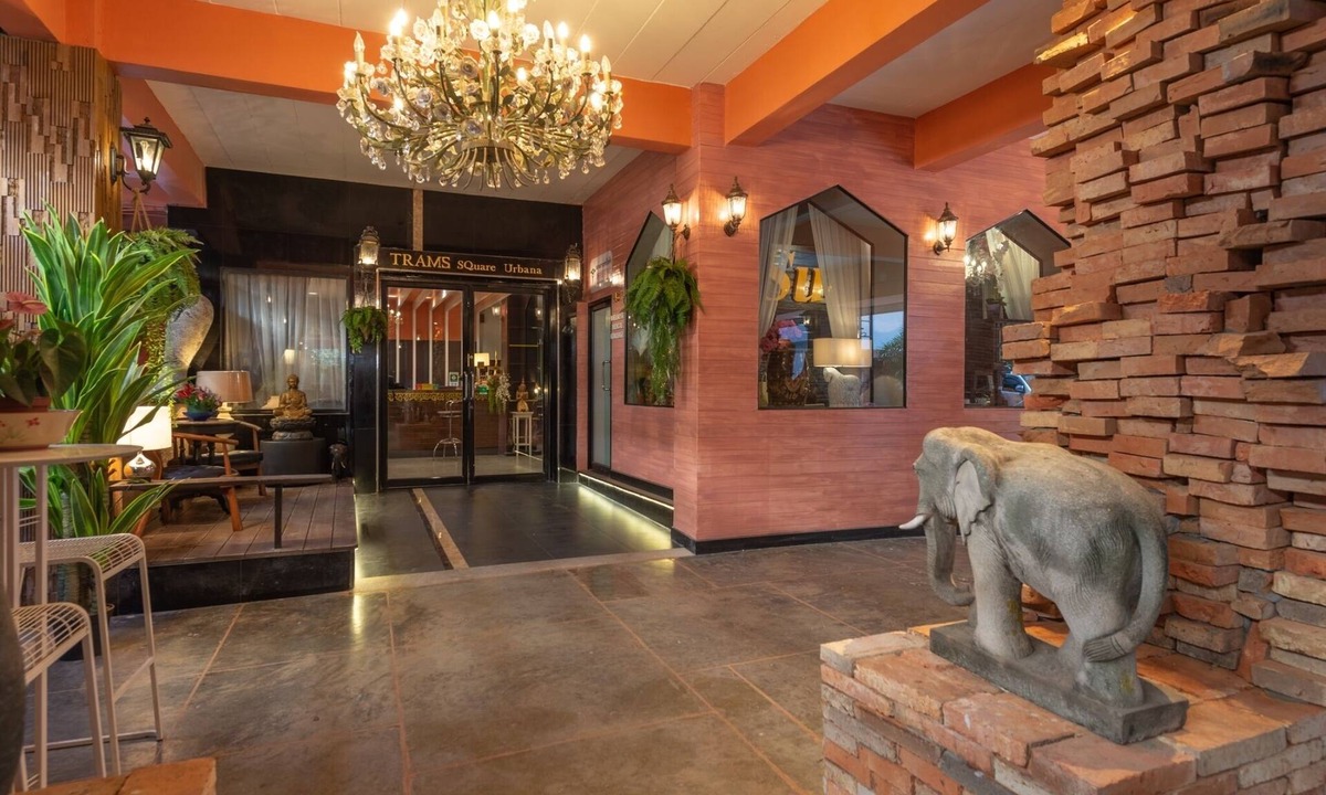 Bang Phlat Hotel | At 42 Residence