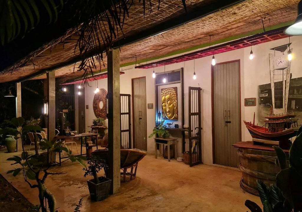 Trat Resort | Baan Hotelier Resort
