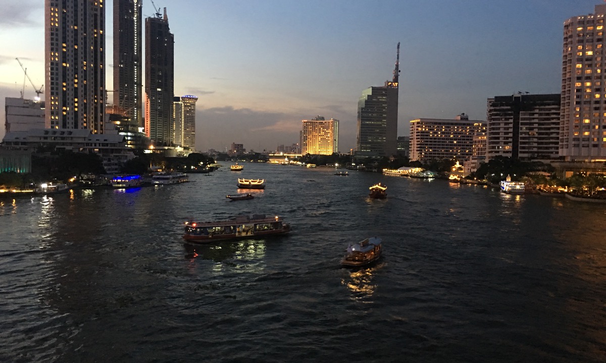 Khlong San Hotel | Bangkok Sanookdee Hostel