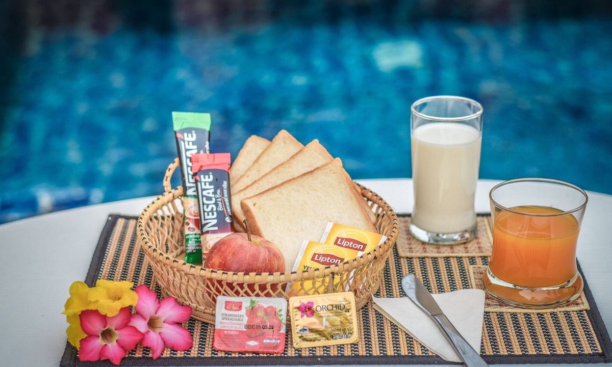 Bang Sare Villa | Bangsarin Christina Pool Villa
