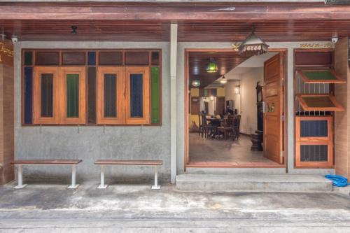 Bangkok City Centre Hostel | Banthat Thong Hostel