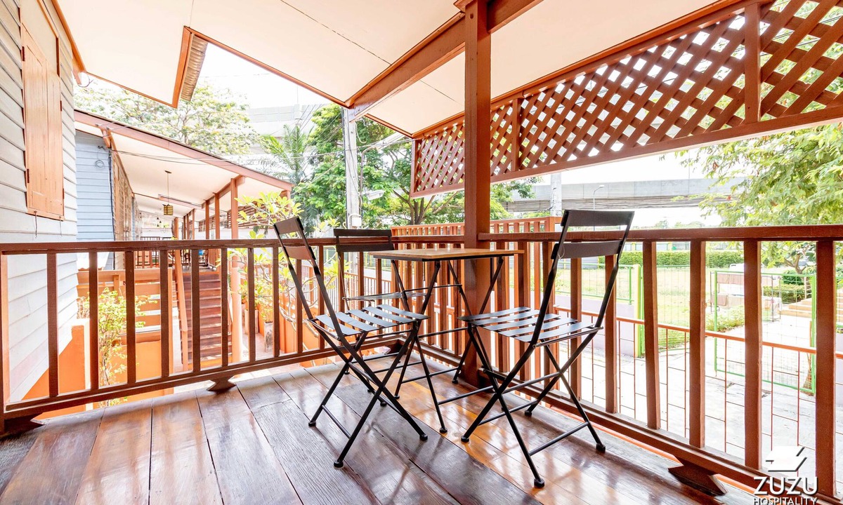 Bang Kra So Hotel | Bed In Beyt Boutique Hotel