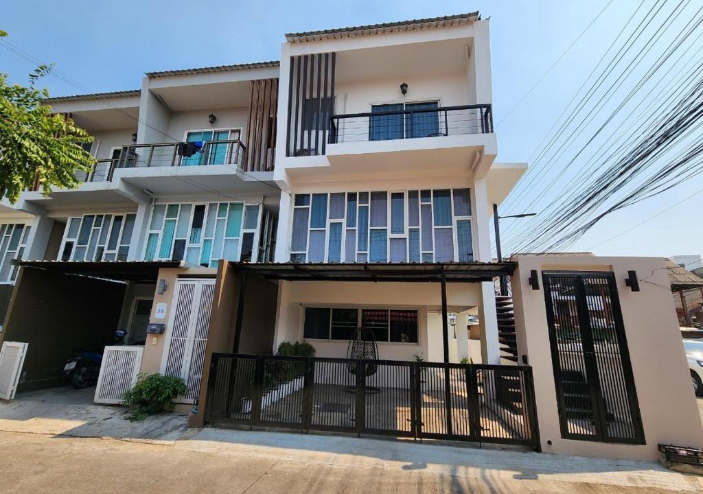 Nimman Villa | Boxsoon nimman 7 # 4beds 4bahts