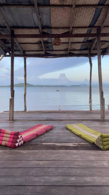 Ko Lanta Old Town House | Chaba House: Boutique Waterfront Home with Sunrise View