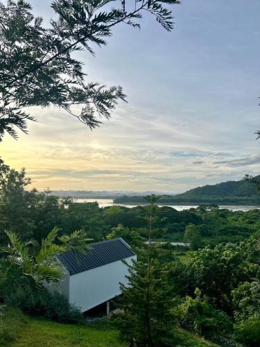 Chiang Khan Hotel | Chiangkhan River Green Hill