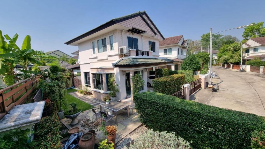 San Sai House | Cosy House in Chiangmai