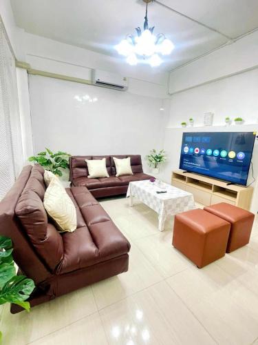 Khlong Toei House | Cozy Living Sukhumvit38 with 3 comfortable bedrooms