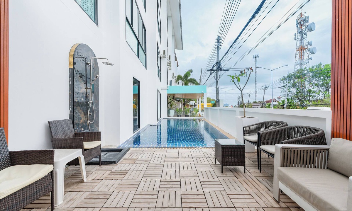 Ban Saiyuan Hotel | De Blue Sea Rawai