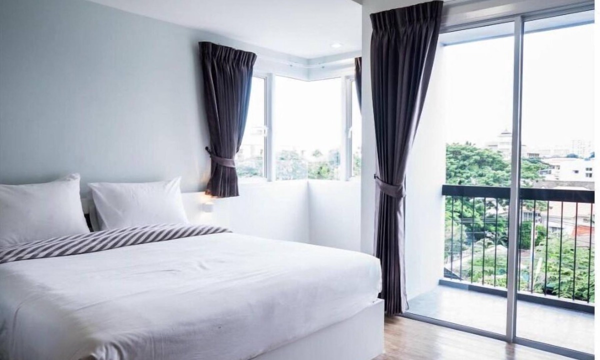 Chang Phueak Apartment | Deluxe Apartment for rent in Chiangmai (DVR-10)
