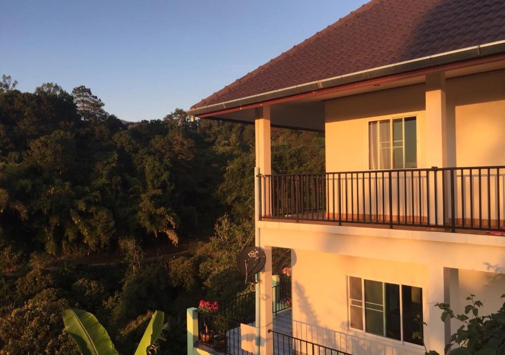 Mae Fa Luang House | DoiTung Homestay ดอยตุงโฮมสเตย์