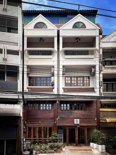 Wua Lai House | Eain