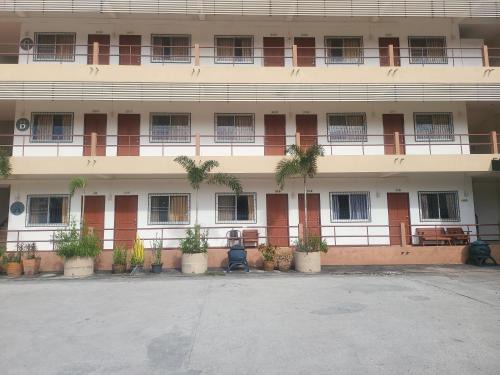 North Pattaya Hotel | EKALUK PLACE INN