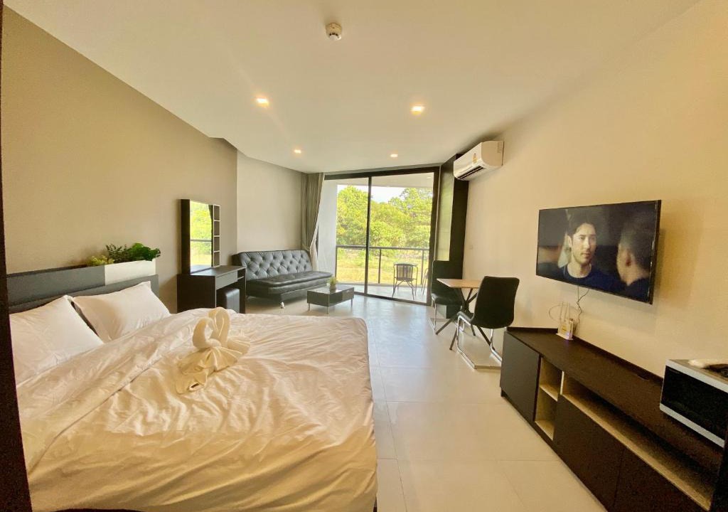 Mae Pim Apartment | Escape Condominium by Vanida